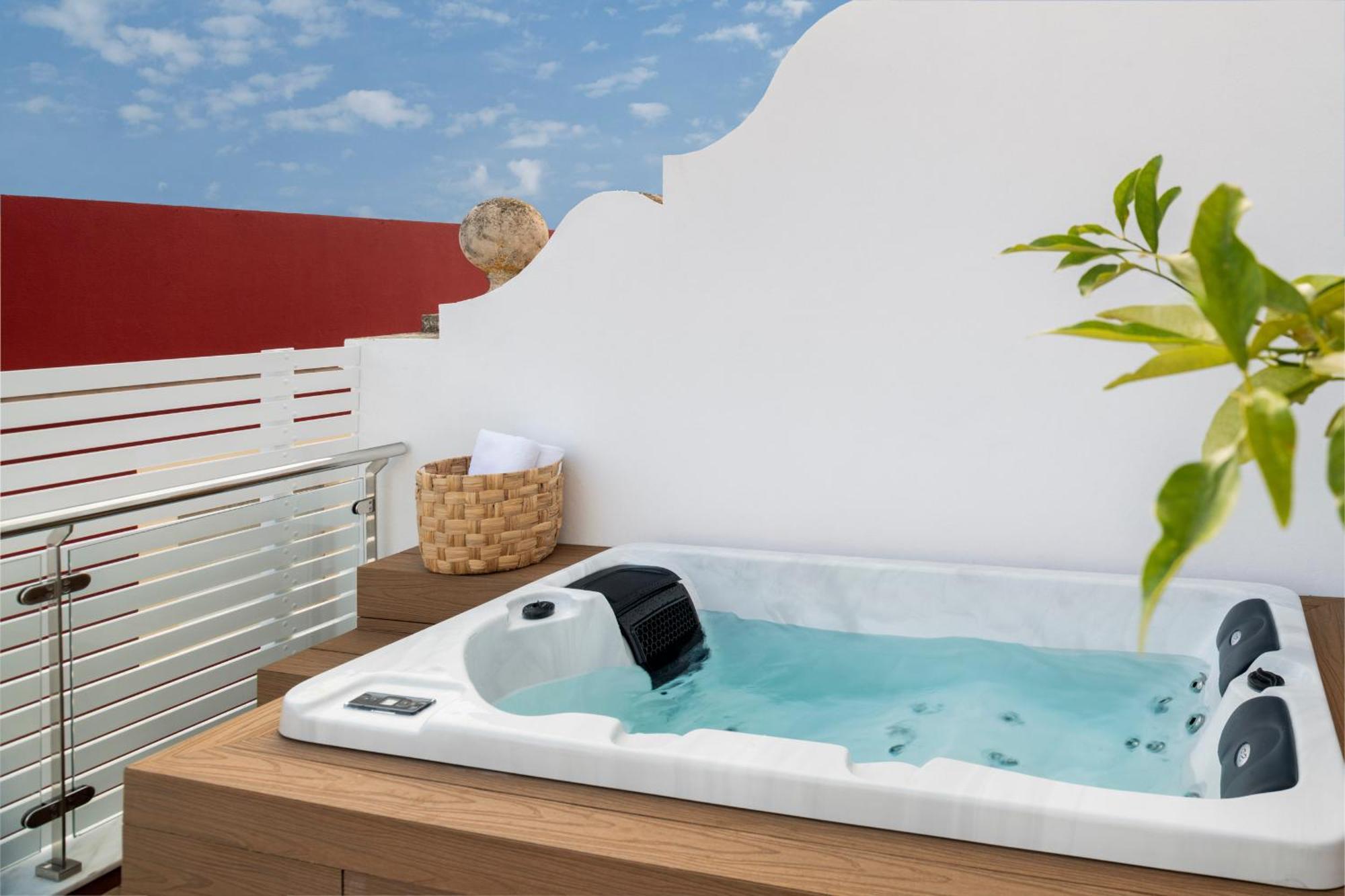 Magno Apartments Santa Clara - Private Terraces With Jacuzzi 세비야 외부 사진