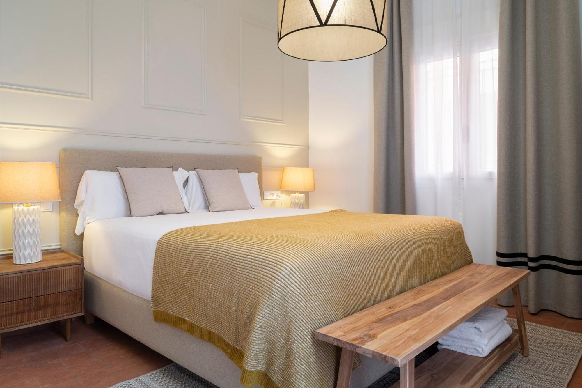 Magno Apartments Santa Clara - Private Terraces With Jacuzzi 세비야 외부 사진